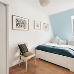Maria Luisa Apartment